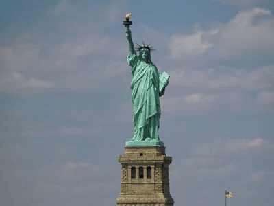 MoonPay Secures New York BitLicense, Joins Coinbase and Others as Congress Holds Crypto Market Hearings