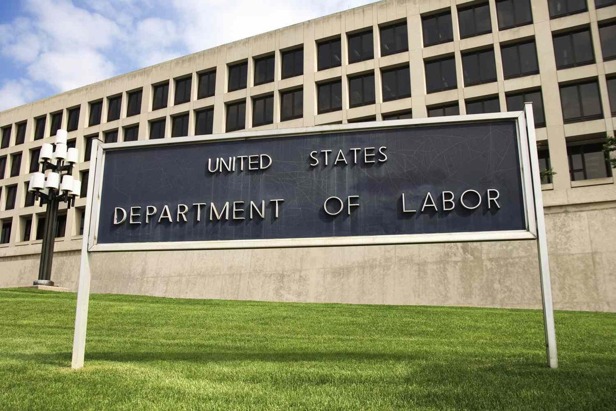 U.S. Labor Department Rescinds 2022 Guidance, Clears Way for Bitcoin in 401(k) Retirement Plans with Neutral Stance