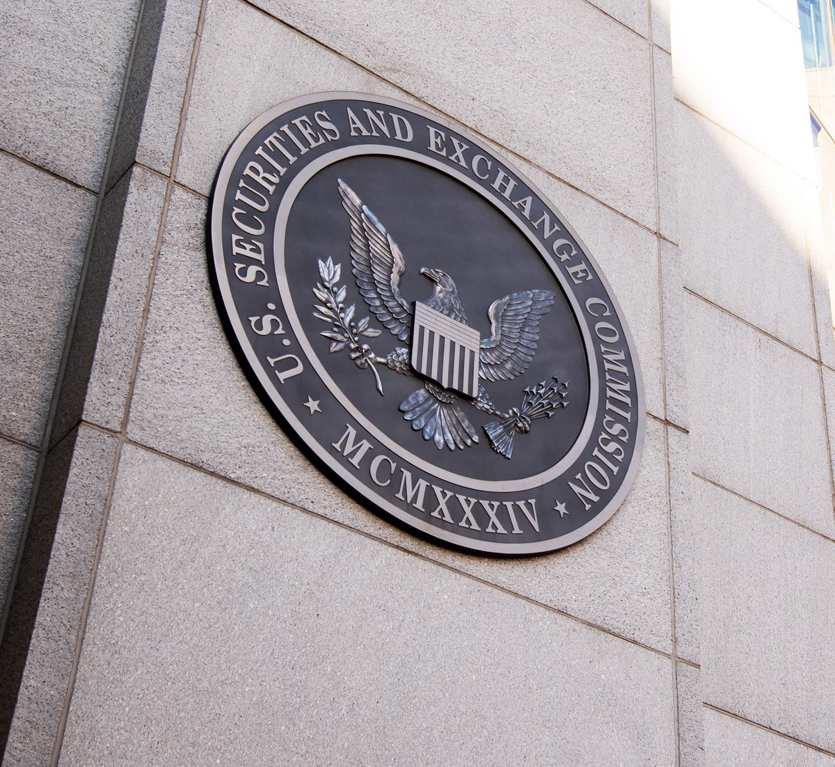 SEC Delays Dogecoin ETF to June 15, XRP ETF to June 17, and Ethereum ETF Staking